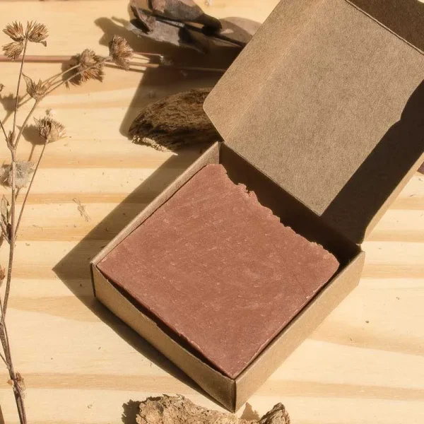 Sabonete Vegetal de Argila Rosa, Cupuaçu, Palmarosa e Lavanda - Baobá Saboaria 110g - Image 3