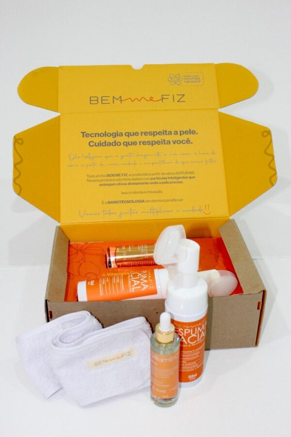 Kit CajuUau - Espuma de Limpeza e Sérum de Vitamina C - Bem Me Fiz